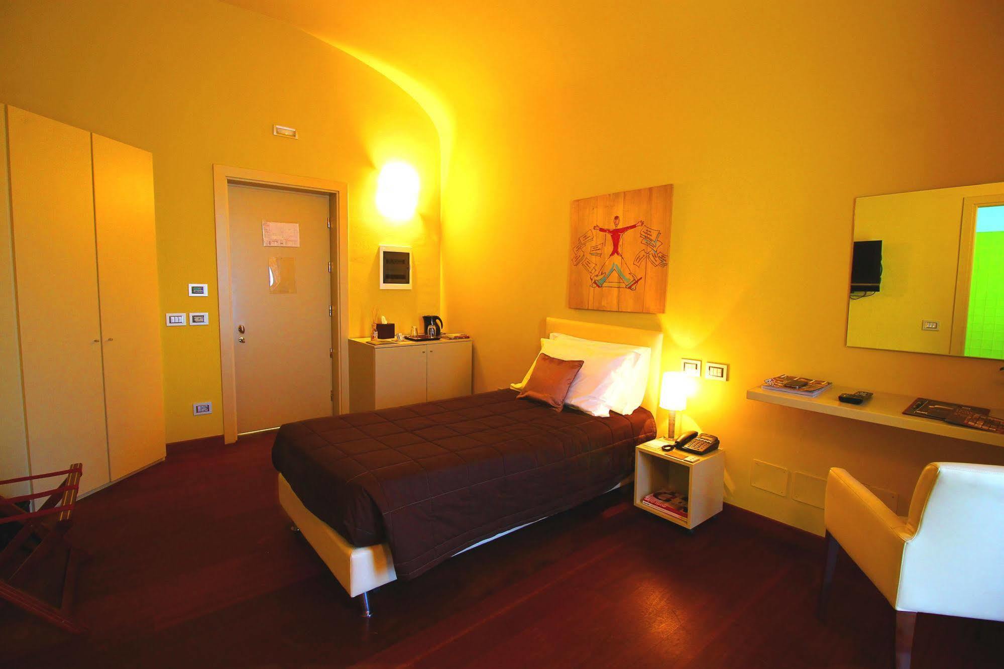 La Fermata Resort อาเลสซานเดรีย ภายนอก รูปภาพ